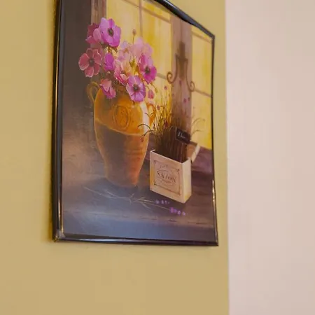 St Peter & Paul At شقة