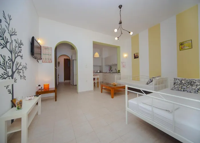 St Peter & Paul At Apartment *