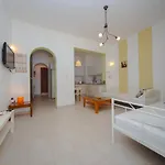 St Peter & Paul At Apartment *